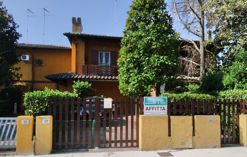 STATI UNITI 25: villetta al primo piano con giardino privato ai Lidi Ferraresi