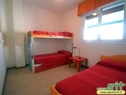 Room with single bed + bunk bed